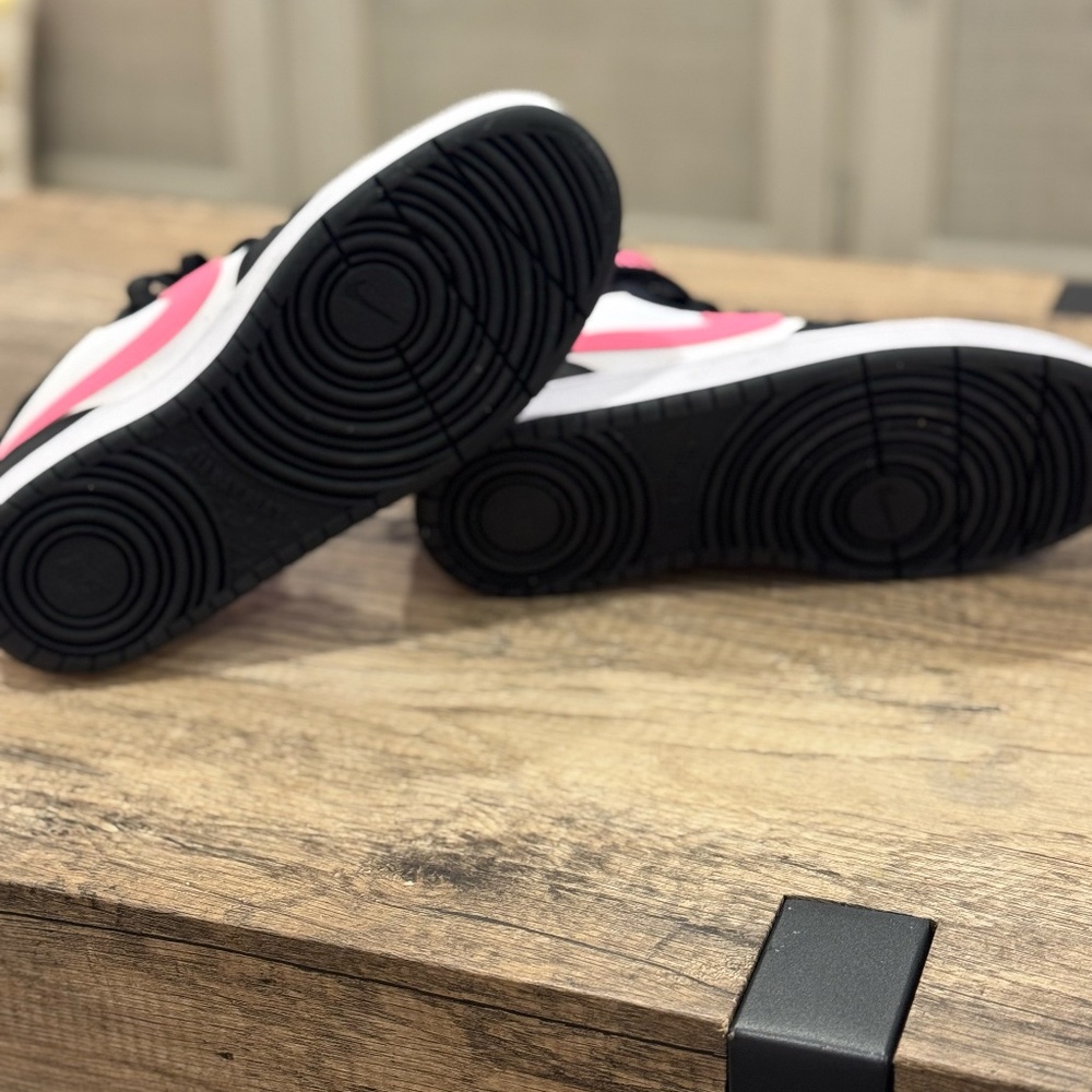 Nike Court Borough Mid GS Sneakers – Black White Pink - Picture 5 of 8